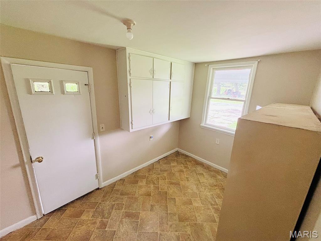 145 Hickory Grove Lane Salem, IL 62881 - Photo 7 of 19