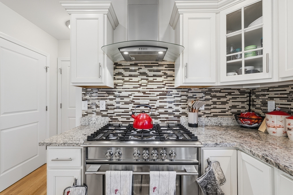 162 Bayberry Road Raynham, MA 02767 - Photo 19 of 41