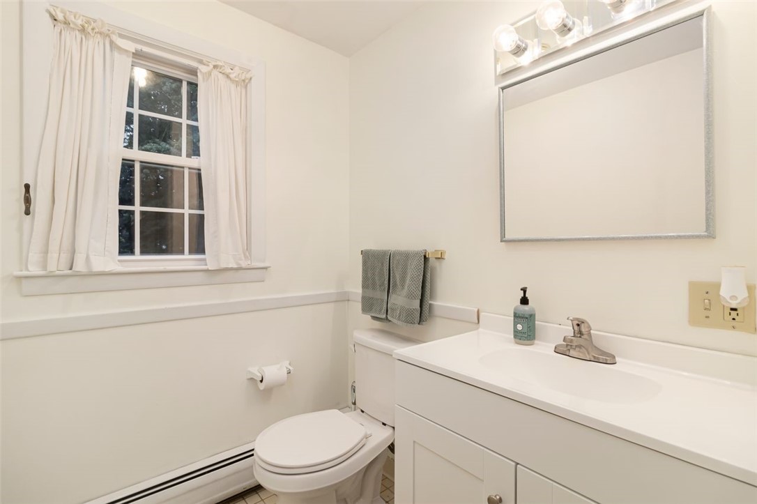 16 Maplewood Drive Coventry, RI 02816 - Photo 21 of 39