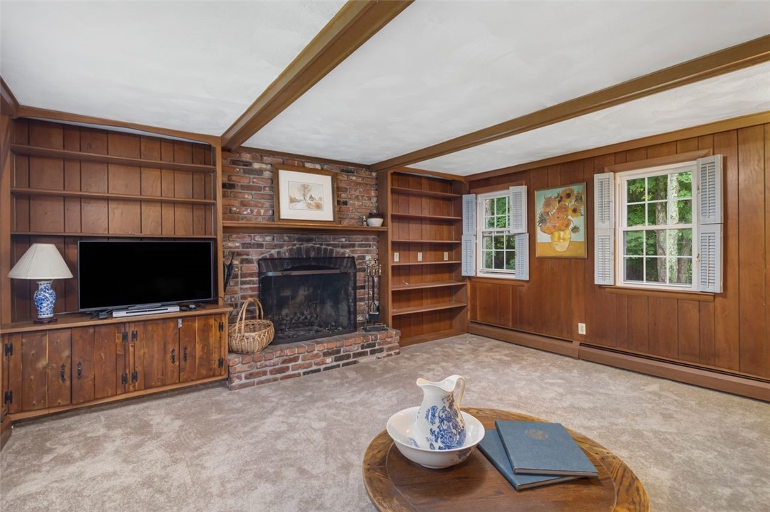 16 Maplewood Drive Coventry, RI 02816 - Photo 24 of 39