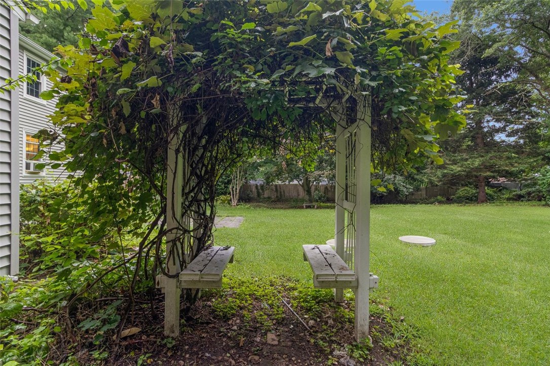 16 Maplewood Drive Coventry, RI 02816 - Photo 31 of 39