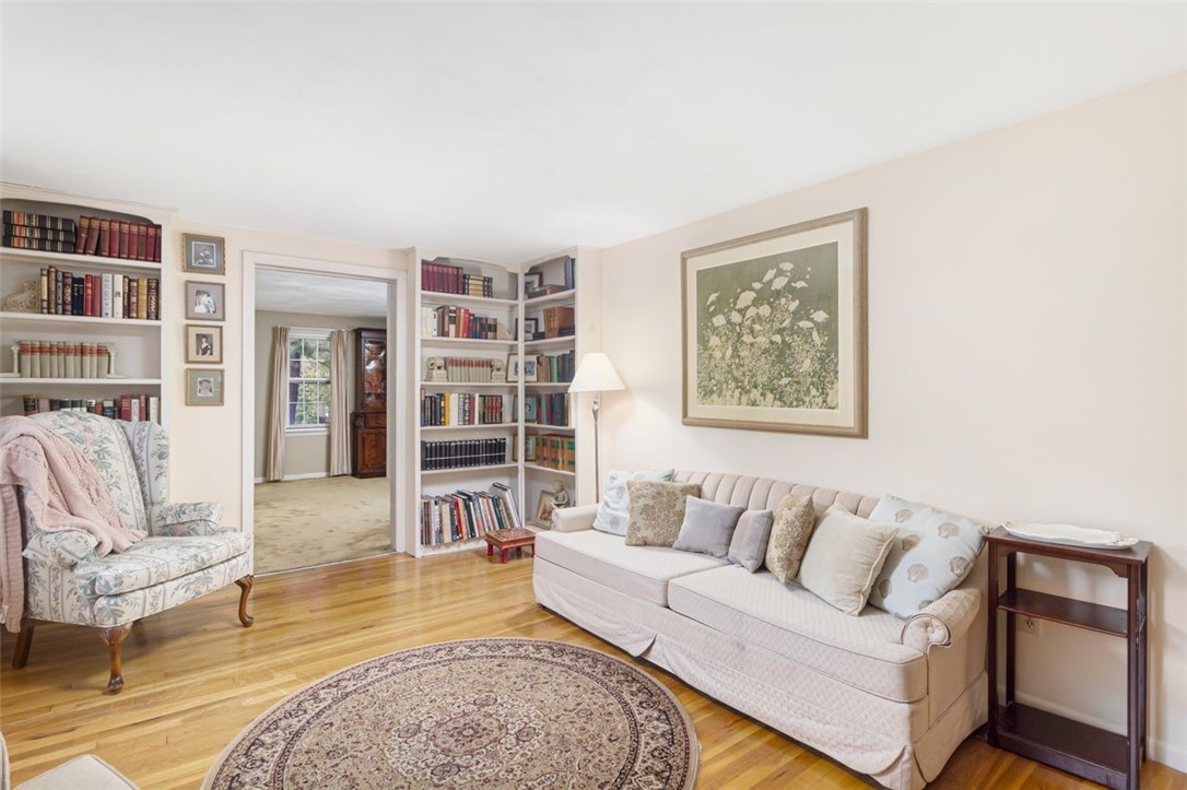 16 Maplewood Drive Coventry, RI 02816 - Photo 5 of 39