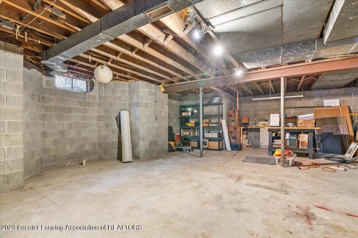 16164 Turner Road Lansing, MI 48906 - Photo 24 of 39 29-Lower level