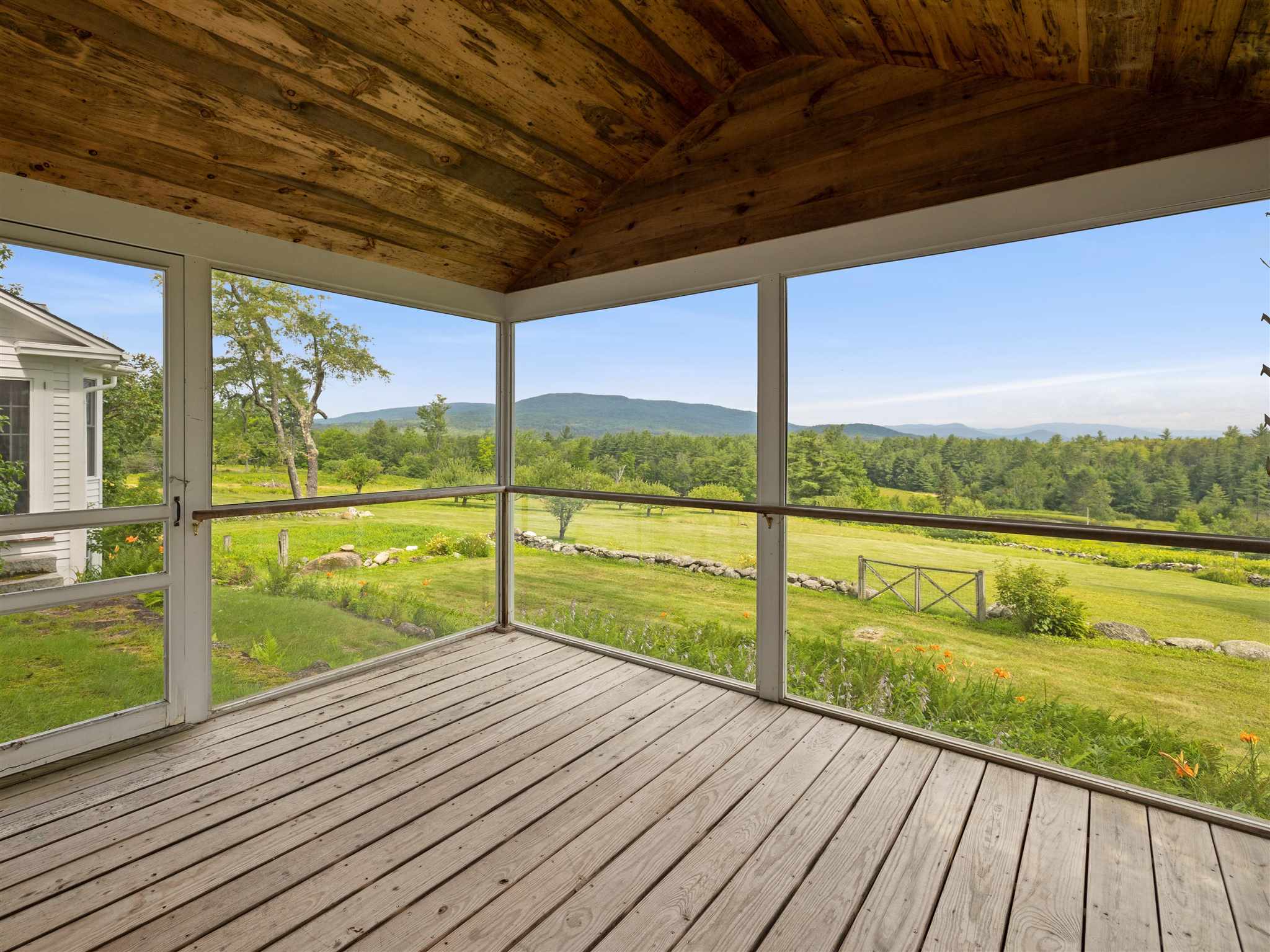 942 Murray Hill Road Hill, NH 03243 - Photo 14 of 40 Gallery Image 14