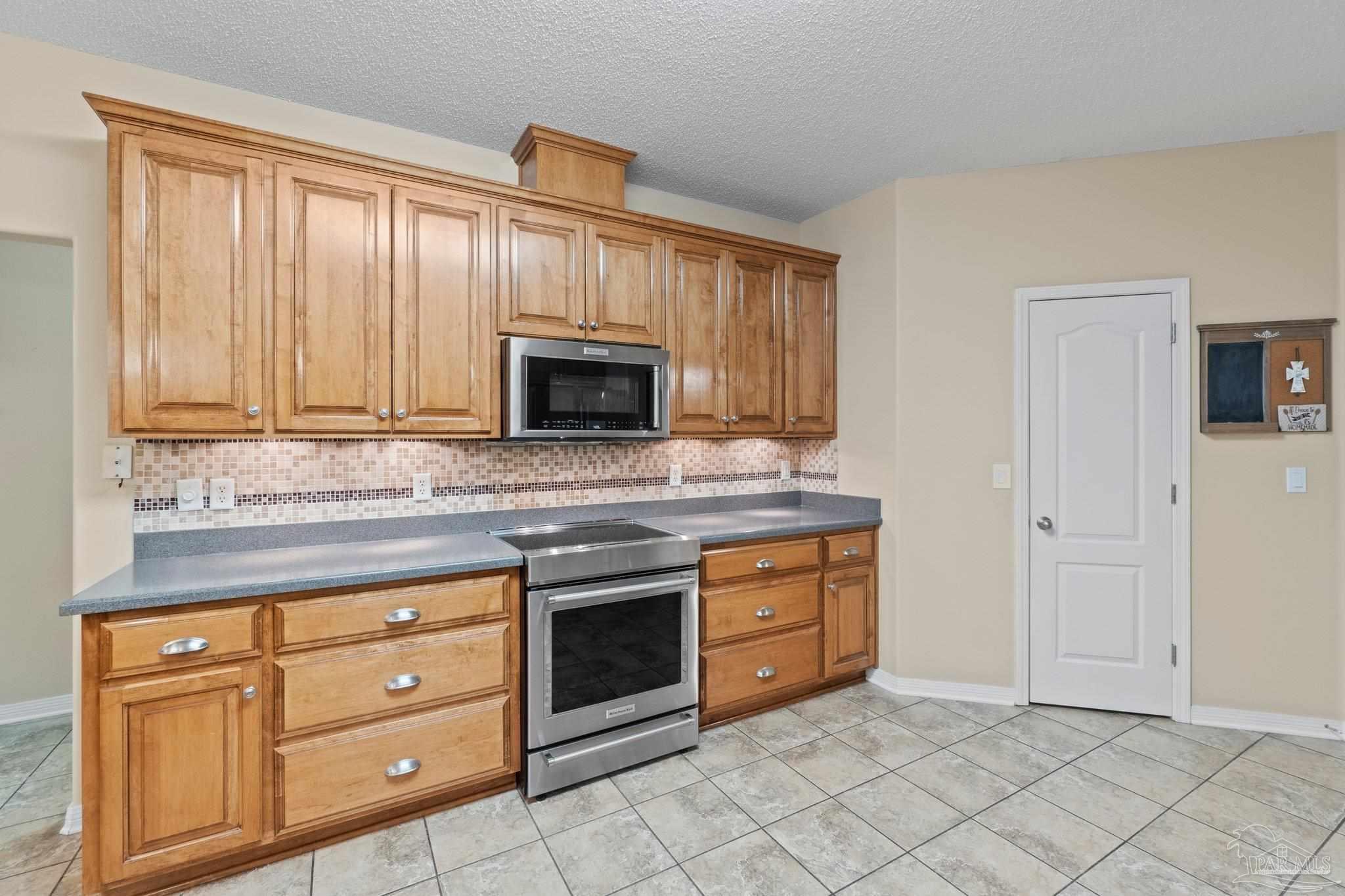 5660 Madelines Way Pace, FL 32571 - Photo 11 of 44