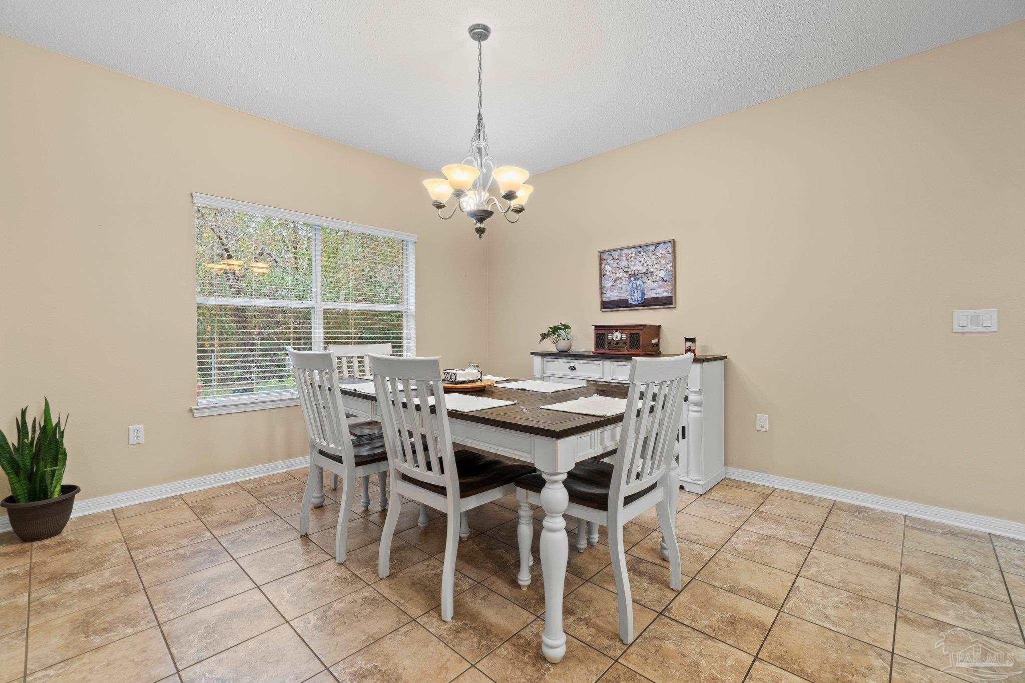 5660 Madelines Way Pace, FL 32571 - Photo 14 of 44