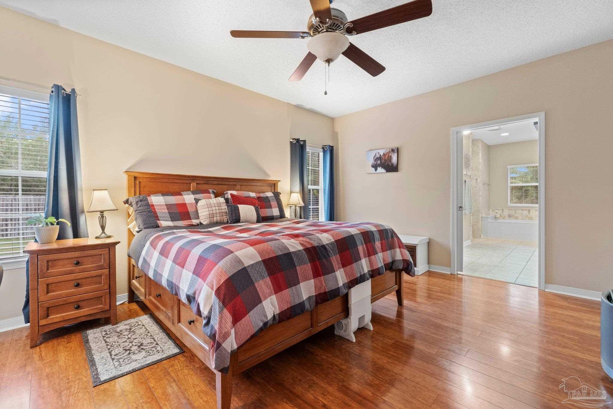 5660 Madelines Way Pace, FL 32571 - Photo 16 of 44