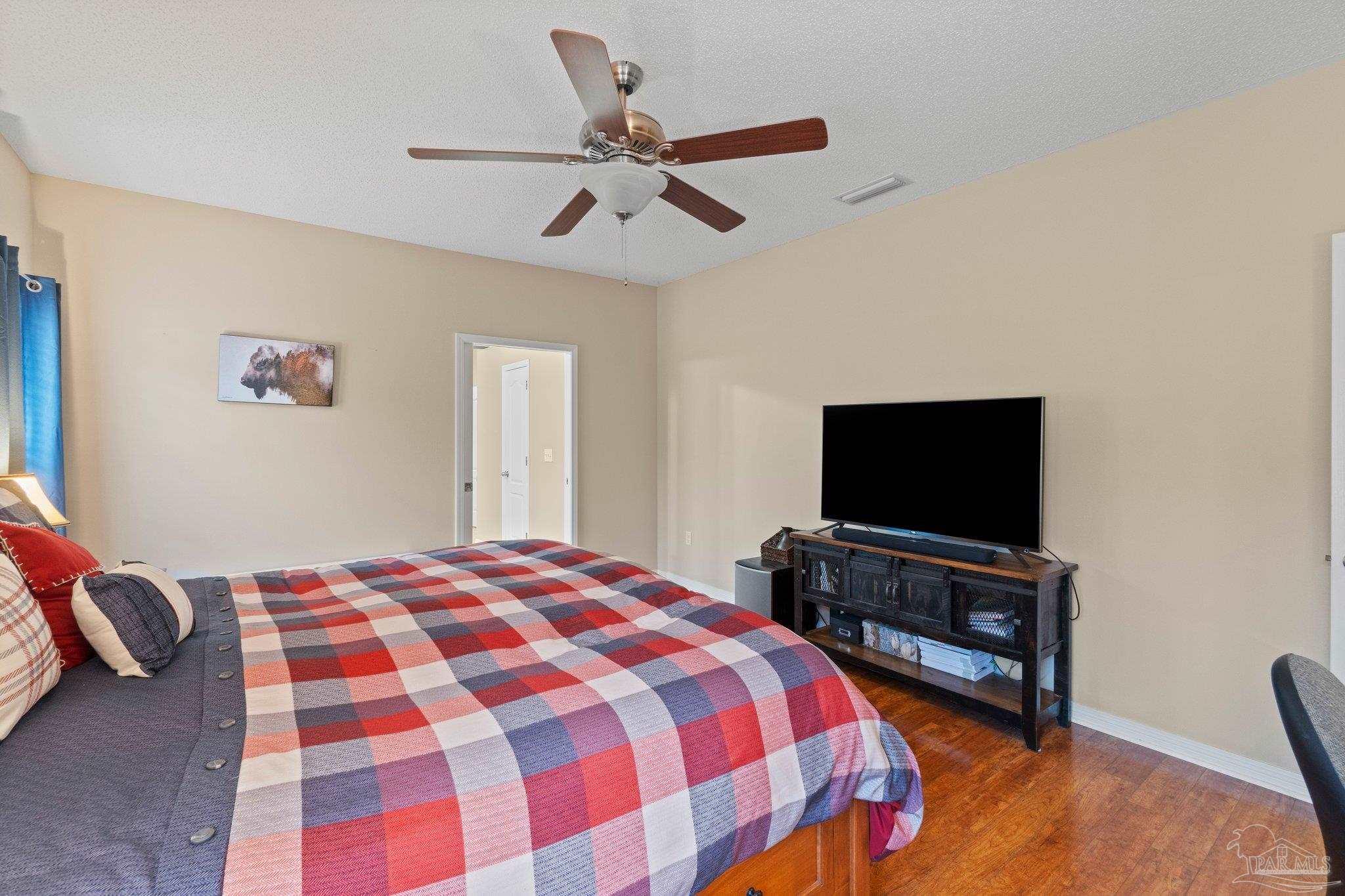 5660 Madelines Way Pace, FL 32571 - Photo 17 of 44