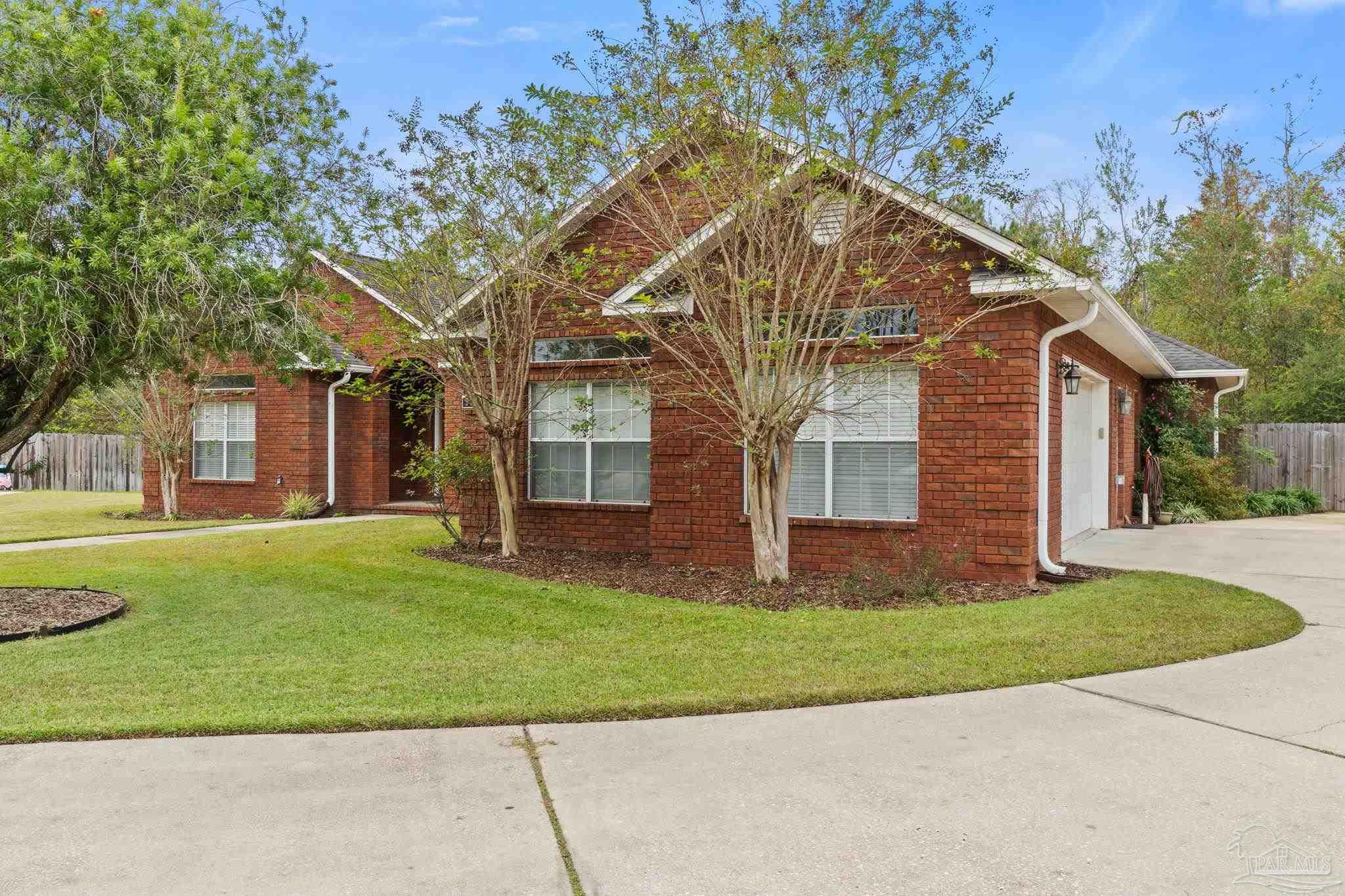 5660 Madelines Way Pace, FL 32571 - Photo 2 of 44