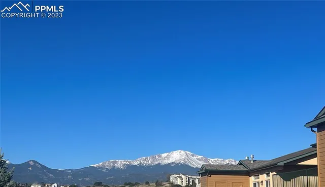 $420,000 | 5929 Eagle Glen View, Unit 105, Colorado Springs, CO 80919