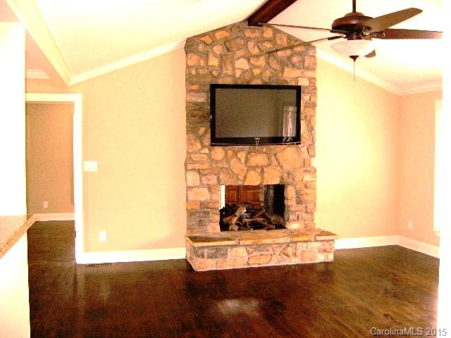 17201 Jetton Road Cornelius, NC 28031 - Photo 6 of 13 Gallery Image 6