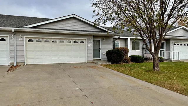 $267,500 | 619 Fir Avenue Northeast, Montgomery, MN 56069