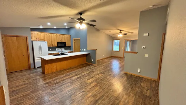$267,500 | 619 Fir Avenue Northeast, Montgomery, MN 56069