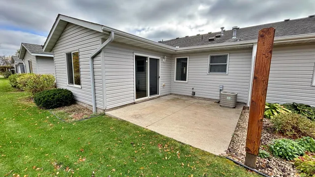 $267,500 | 619 Fir Avenue Northeast, Montgomery, MN 56069