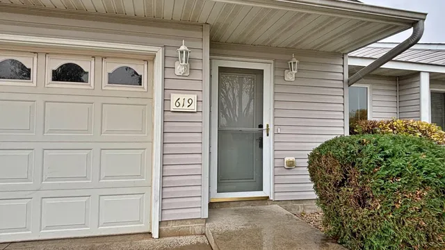 $267,500 | 619 Fir Avenue Northeast, Montgomery, MN 56069