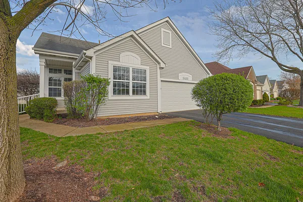 $375,000 | 21450 Basswood Lane, Plainfield, IL 60544