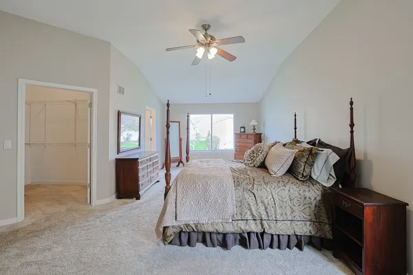$375,000 | 21450 Basswood Lane, Plainfield, IL 60544