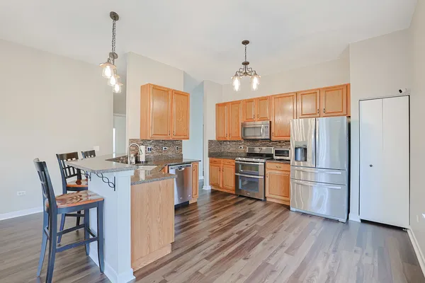 $375,000 | 21450 Basswood Lane, Plainfield, IL 60544