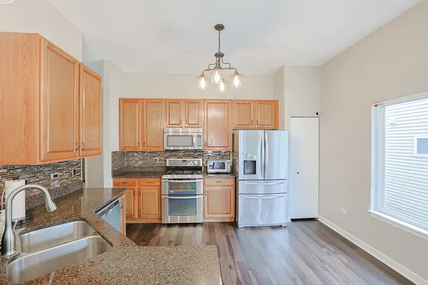 $375,000 | 21450 Basswood Lane, Plainfield, IL 60544
