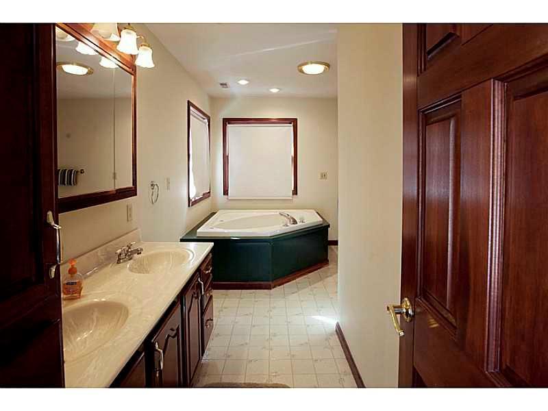 1173 Scanlon Lane Springfield, OH 45503 - Photo 16 of 25