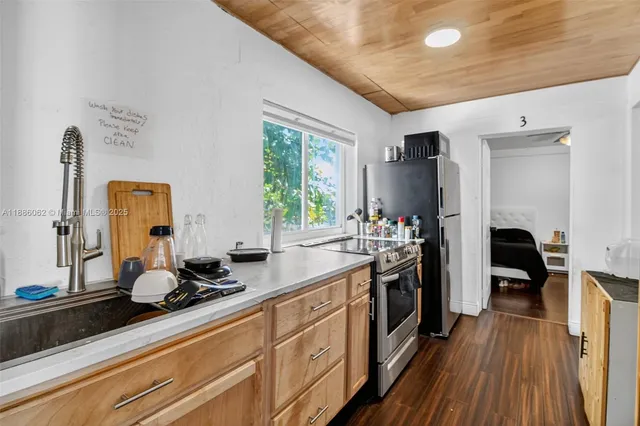 $1,197,000 | 1680 Northwest 22nd Court, Miami, FL 33125