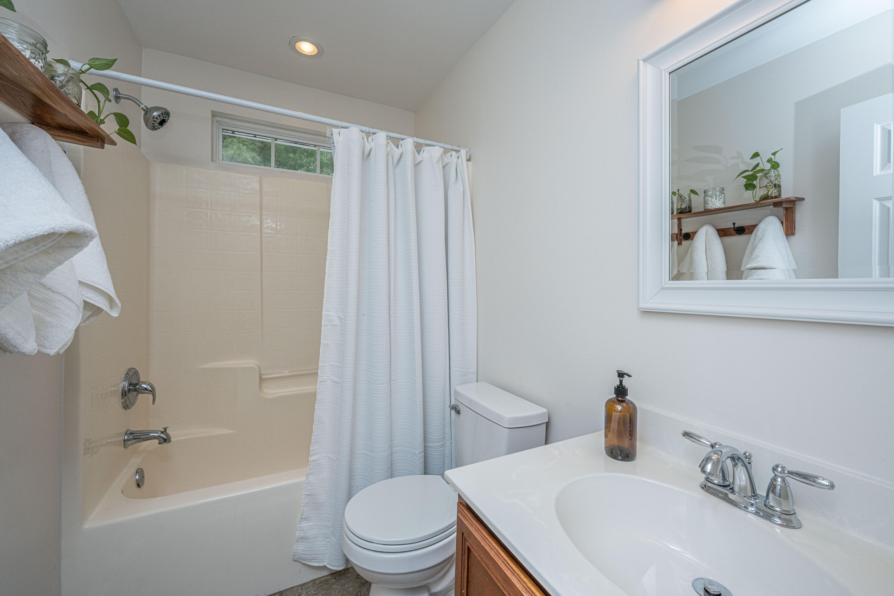 1928 Staffwood Road Johns Island, SC 29455 - Photo 35 of 50 Guest bath