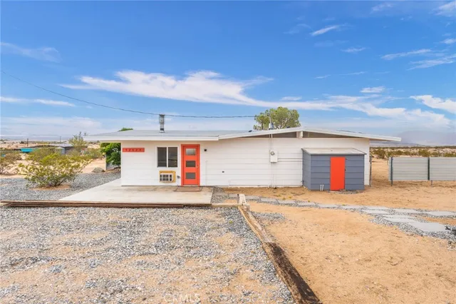 $329,000 | 52024 Nehlsen Road, Johnson Valley, CA 92285
