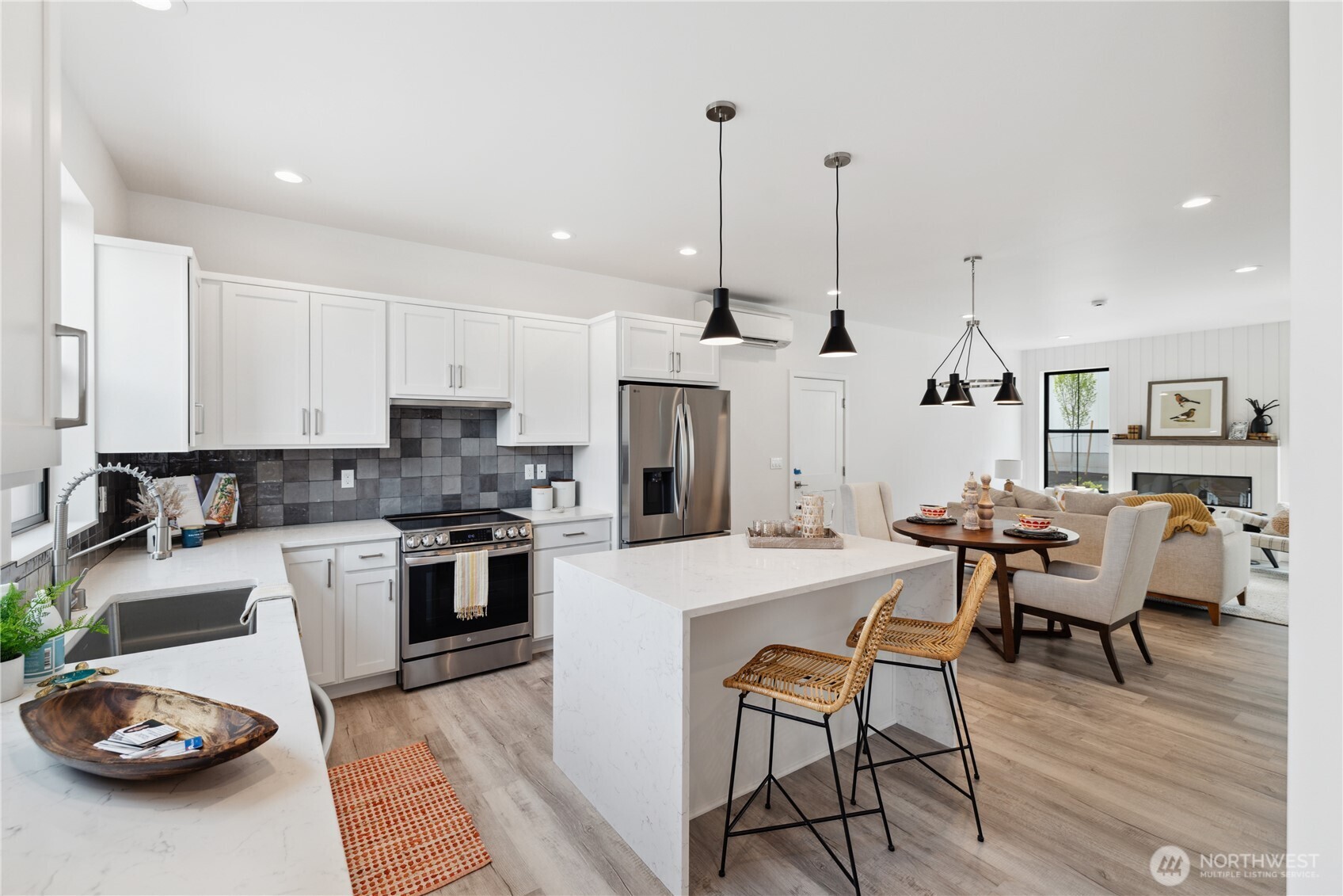 3917 Crosswinds Court Anacortes, WA 98221 - Photo 2 of 40