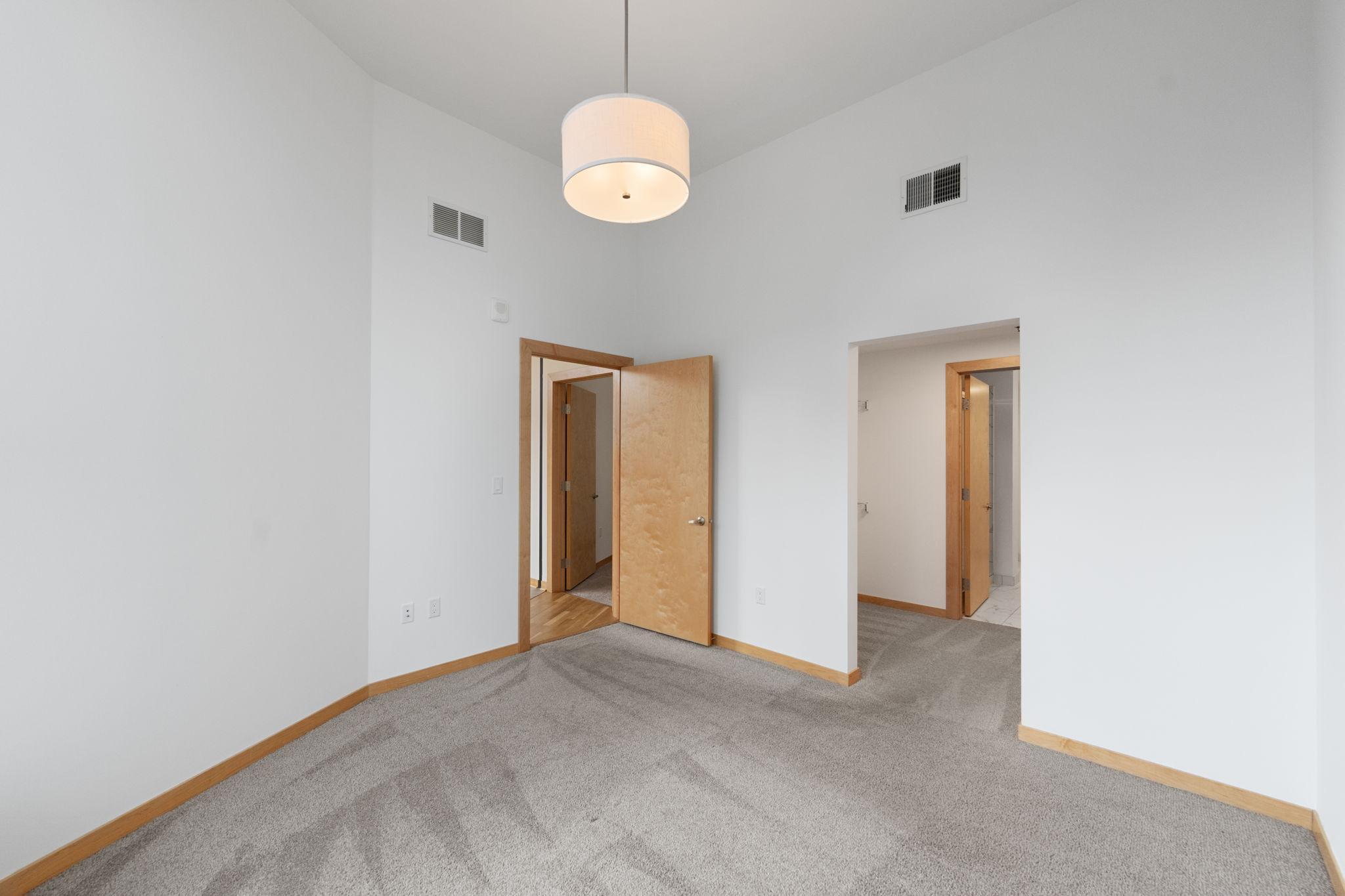 1240 South 2nd Street, Unit 124 Minneapolis, MN 55415 - Photo 12 of 72