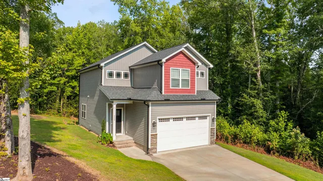 $319,999 | 226 Alice Farr Drive, Greenville, SC 29617