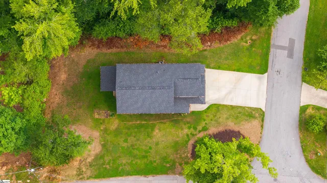 $319,999 | 226 Alice Farr Drive, Greenville, SC 29617