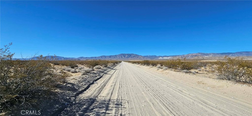 800 Green Rock Mine Road Lucerne Valley, CA 92356 - Photo 9 of 15