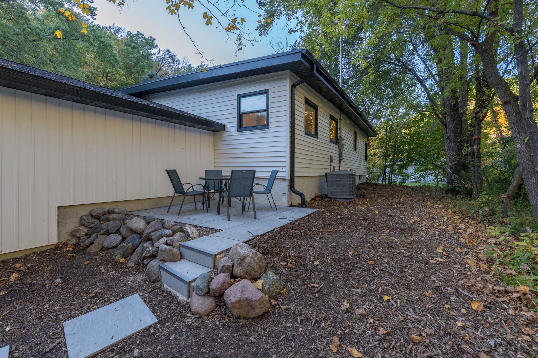 933 Thompson Ravine Road Mankato, MN 56001 - Photo 36 of 42 Gallery Image 36