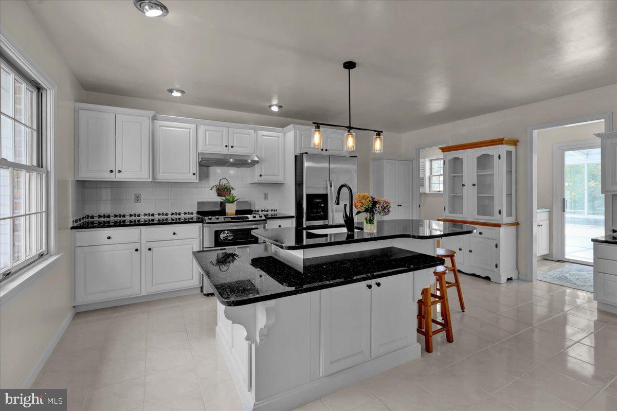 47 Norway Lane Lebanon, PA 17042 - Photo 11 of 45