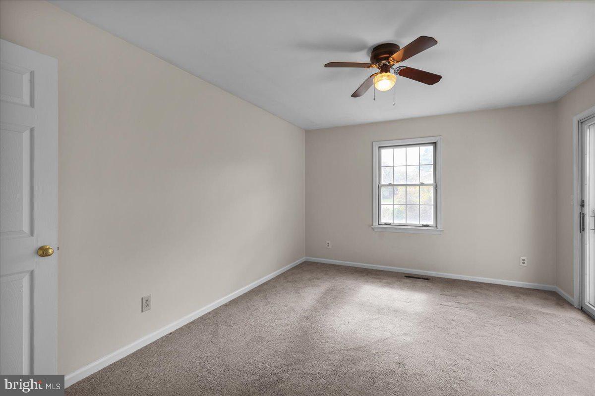 47 Norway Lane Lebanon, PA 17042 - Photo 17 of 45 5th bedroom