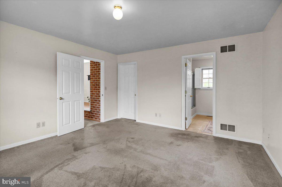 47 Norway Lane Lebanon, PA 17042 - Photo 27 of 45 Owners suite