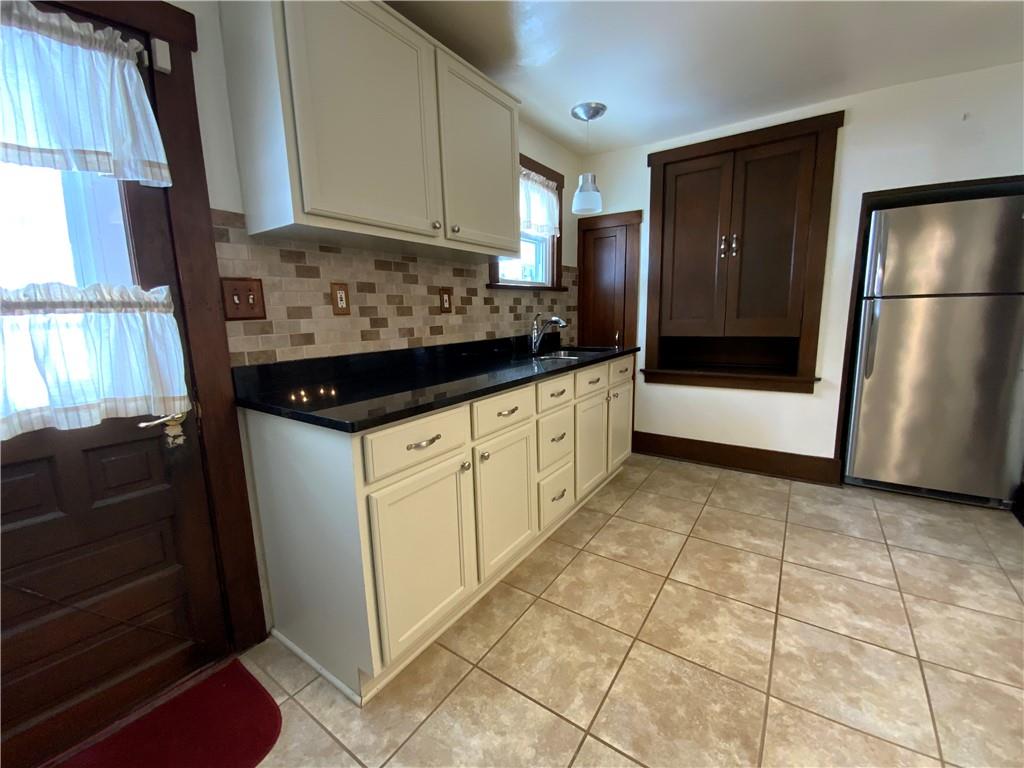 4909 Rochester Road New Brighton, PA 15066 - Photo 5 of 19