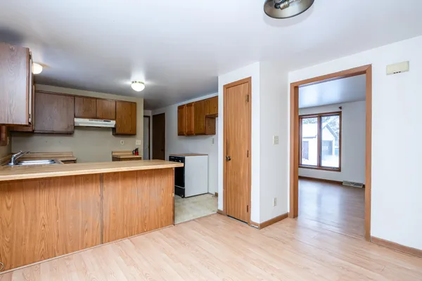 $288,500 | 12843 South Wolcott Street, Sawyer, MI 49125