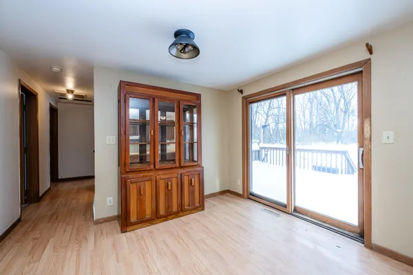 $288,500 | 12843 South Wolcott Street, Sawyer, MI 49125
