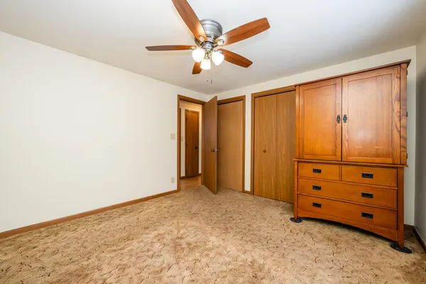 $288,500 | 12843 South Wolcott Street, Sawyer, MI 49125
