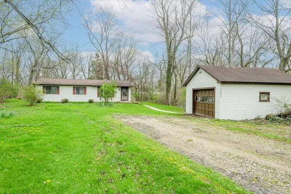 $278,500 | 12843 South Wolcott Street, Sawyer, MI 49125