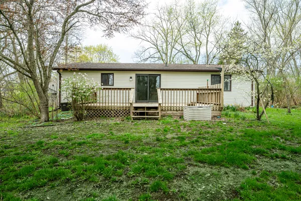 $278,500 | 12843 South Wolcott Street, Sawyer, MI 49125