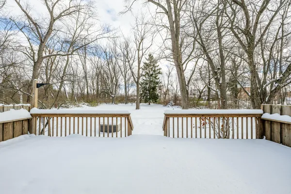 $288,500 | 12843 South Wolcott Street, Sawyer, MI 49125