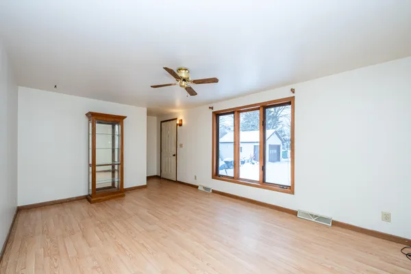 $278,500 | 12843 South Wolcott Street, Sawyer, MI 49125