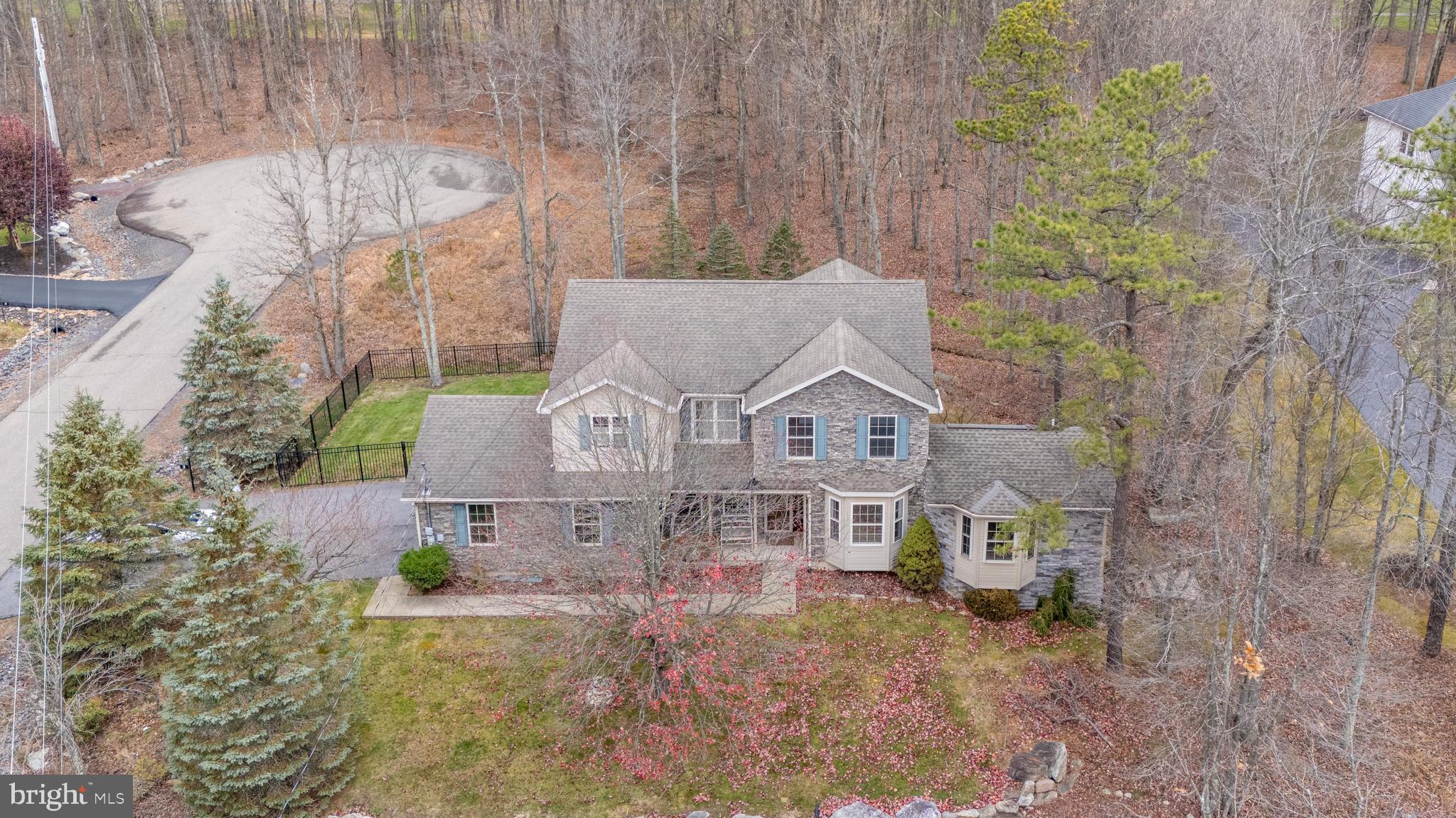 2 Pinewood Circle Hazleton, PA 18202 - Photo 4 of 35