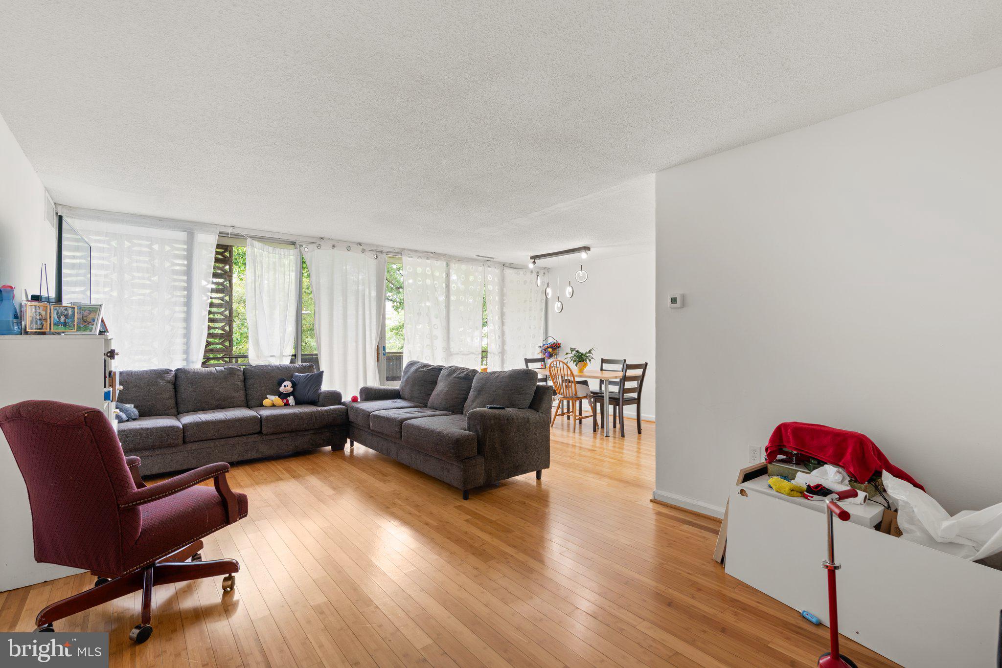 1828 Metzerott Road, Unit 405 Adelphi, MD 20783 - Photo 2 of 22