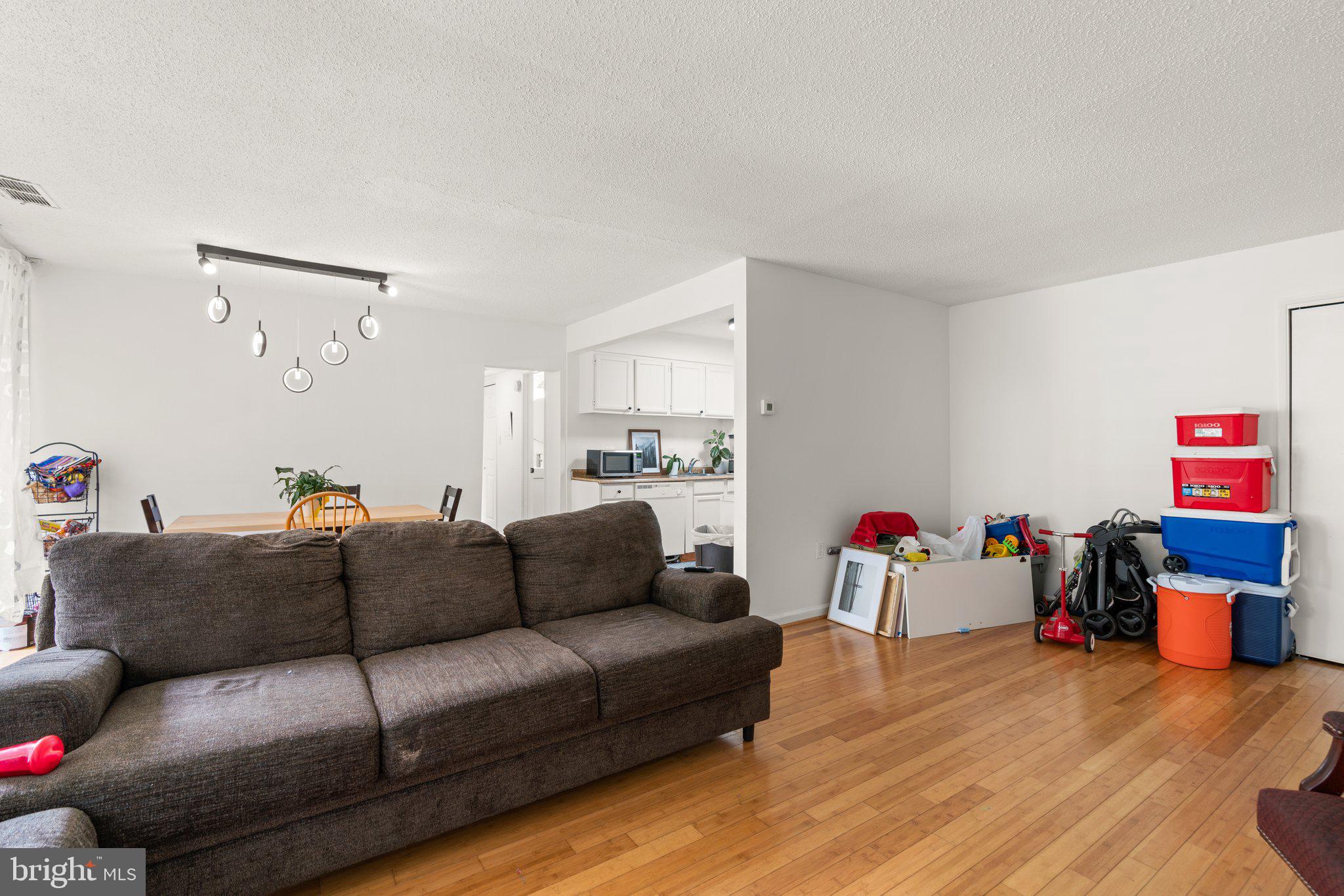 1828 Metzerott Road, Unit 405 Adelphi, MD 20783 - Photo 3 of 22