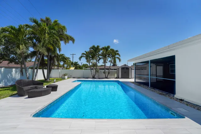 $790,000 | 600 Northwest 12th Avenue, Boca Raton, FL 33486