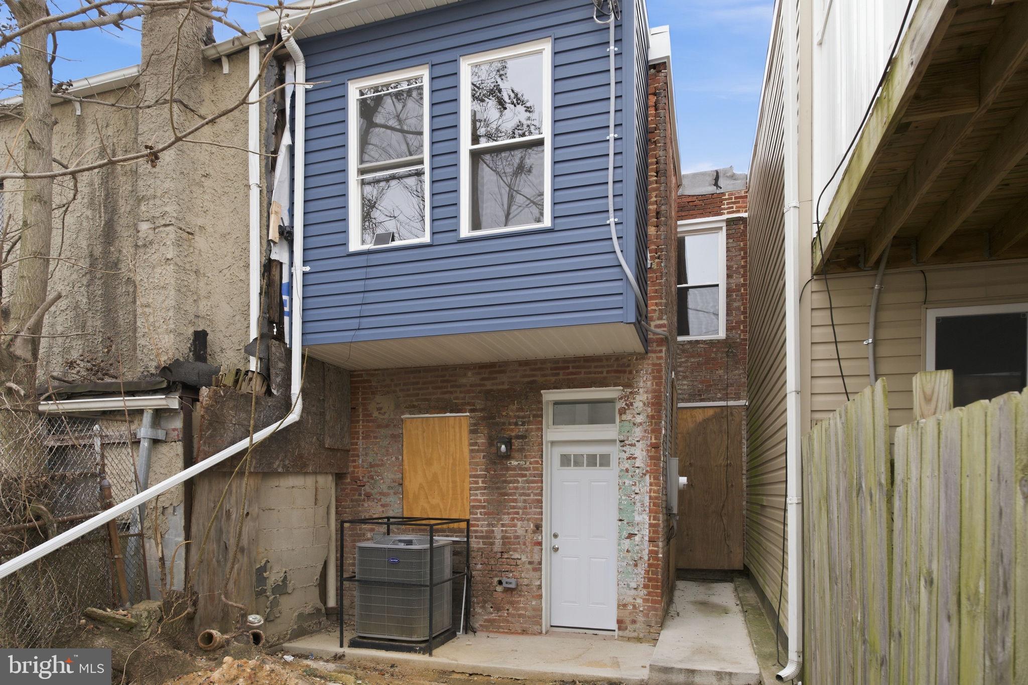 1708 Federal Street Baltimore, MD 21213 - Photo 31 of 33 a balcony view with a outdoor space