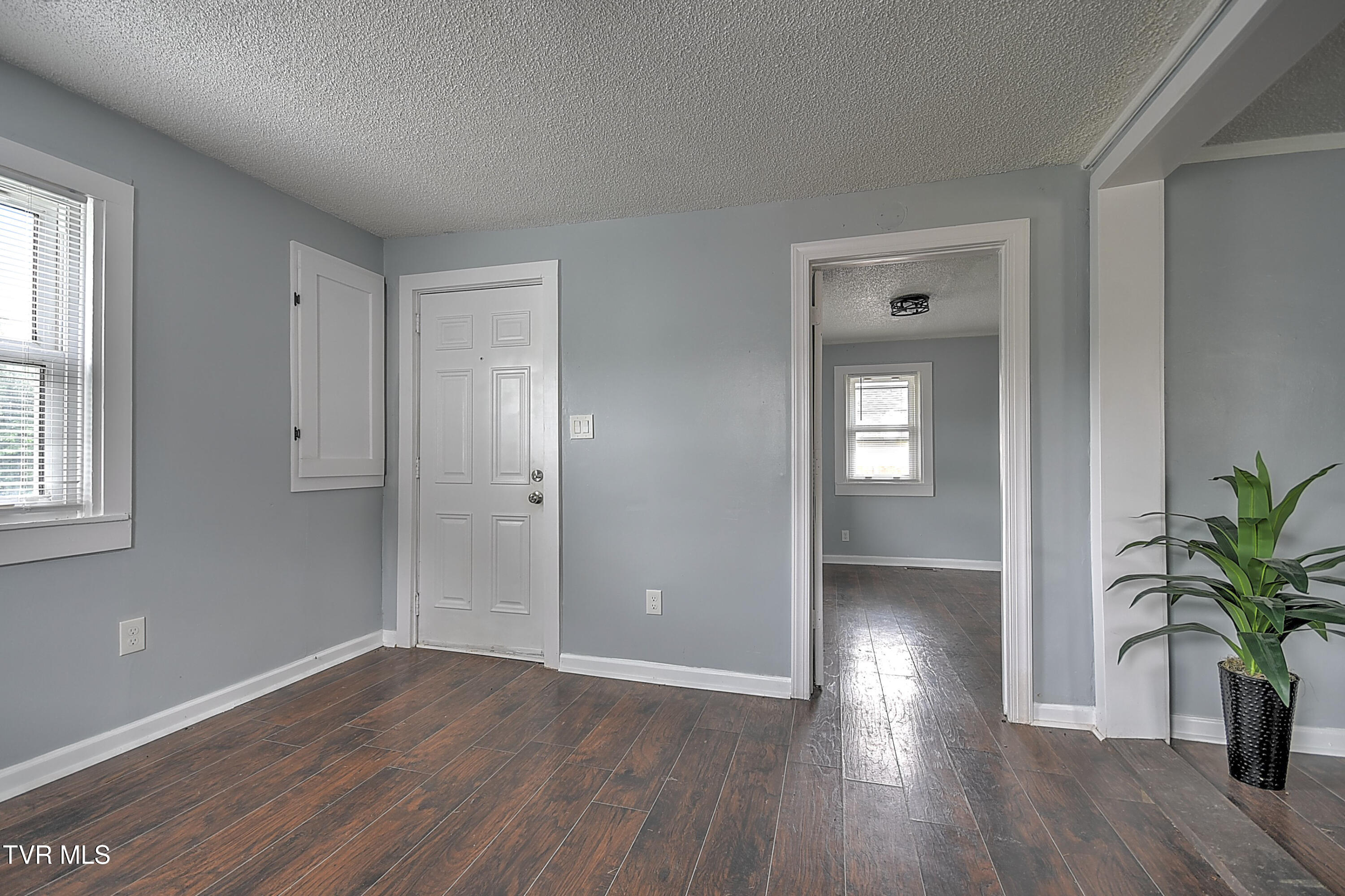 1208 Riverside Avenue, Unit 2 Kingsport, TN 37660 - Photo 26 of 28 1208 Riverside HB-25